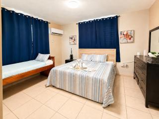 Colinas del Atlantico Vacational House 2nd Floor - 2