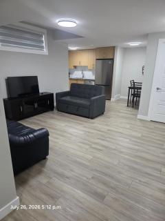 Modern 2BR Suite King Bed Private Entrance Brand New - 0