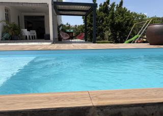 Chaleureux bas de villa piscine vue mer - 6