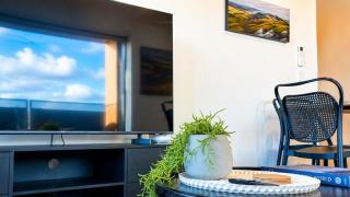 Te Kaha View Cozy New CBD 1BR - 3
