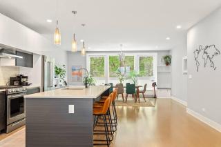Suite Dreams - Designer Style - Central - Sleeps 7 - 6