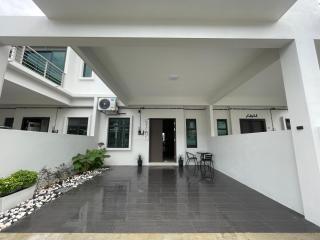 Rumah Singgah Neesza - 1
