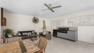 Mango Wood Villa - Tropical Coastal Living - 5