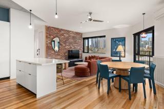 Hawke & Hide Designer 3BR Balcony Retreat - 7