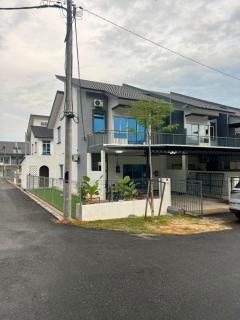 DLuqaz Private Pool Homestay Alor Gajah Melaka - 3