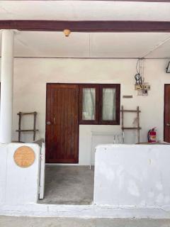 Ao Klang Beach Resort - 8