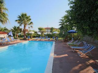 Beachside Holiday Home in Ricadi - 5