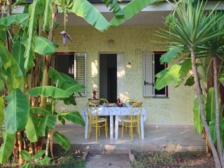 Mediterranean Holiday Home for 4 - 8