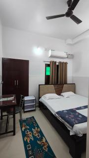 The Family Homestay - Gaya - 3