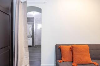 Heart of Freo - Charming Heritage Stay - 1