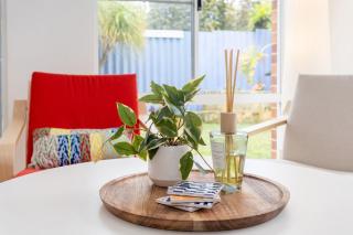 Urban Comfort - Close to Fremantle - 7