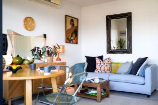 Stylish Brunswick East Stay on Iconic Lygon St - 6