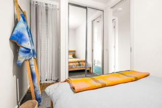 Stylish Brunswick East Stay on Iconic Lygon St - 2