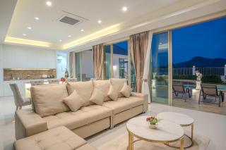 Prime Twilight 4-Bedroom Pool Villa with Mountains - 4