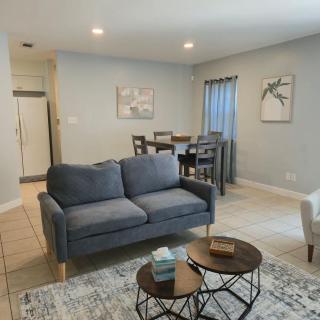 Cozy 2BR Townhome in Fort Walton Beach - 0
