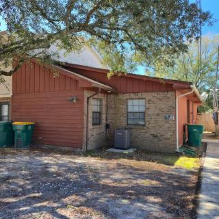 Cozy 2BR Townhome in Fort Walton Beach - 8