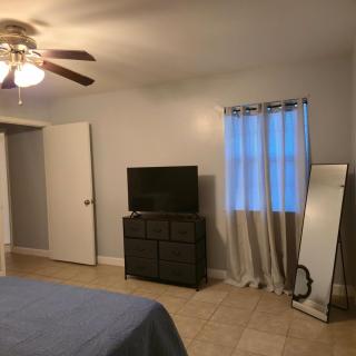 Cozy 2BR Townhome in Fort Walton Beach - 1