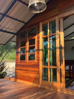 Tee Bungalow in the jungle - 1