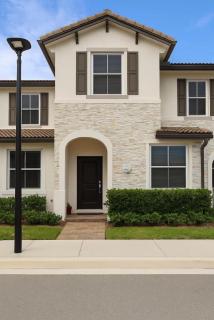 4BR Miami Home with Private Patio 10 Min Stadium - 9