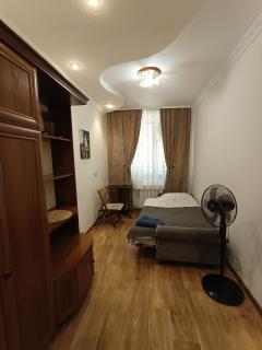 Rooms near the beautiful Park 2nd Floor - 7
