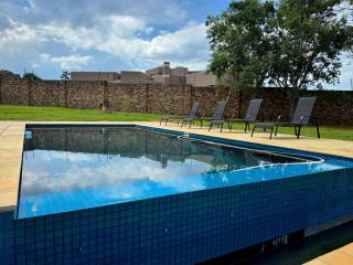 Avocado Grove Guest House - 2
