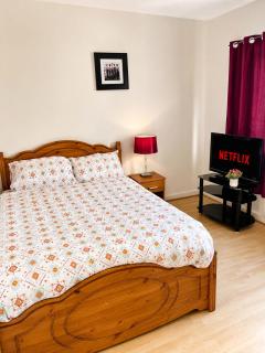 Cosy room in Wolverhampton perfect for contractors - 8