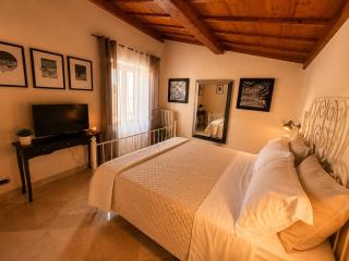 Palazzo Sottile Meninni - SUITES & ROOMS - 4