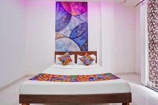 FabHotel Saptshrungi - 7