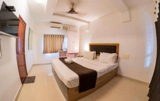 Black Beach Resort - 8