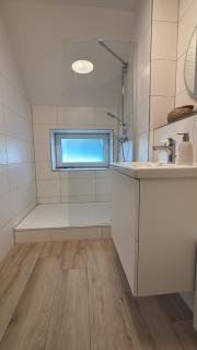 2 Zimmer Wohnung 56 qm voll möbliert - 2
