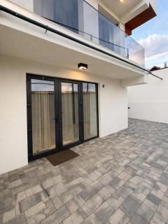 Modern Home Apartment - 9