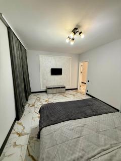 Modern Home Apartment - 4