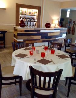 Hôtel Restaurant de la Place - Saint-Jean-dʼAngély - 3