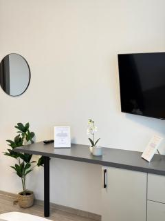 COZY Q Residence - Modern Studios at Palas Mall - 9