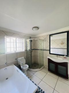 Limonite Guesthouse - 7