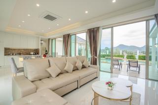Supreme Private Villa with 4 Bedrooms and Nice Pool - 7