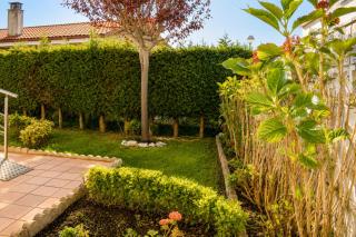 Cómodo y coqueto chalet con jardín en Argoños - 9