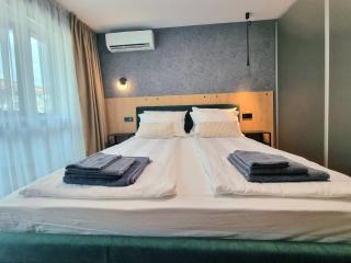 Skyline View Luxury Apartment 2BD - 2