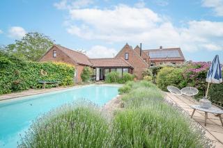 The Annexe at Keats Farmhouse, Bury St Edmunds - 0