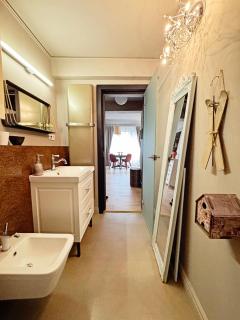 Moft Loft. Lovely, comfy apartment. - 7