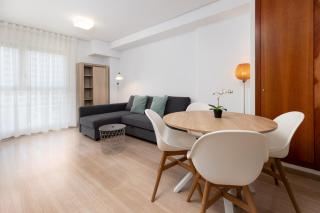 ApartUP Cortes Valencianas - 8