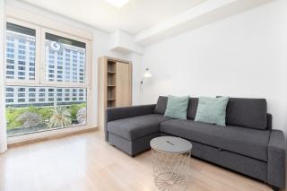 ApartUP Cortes Valencianas - 1