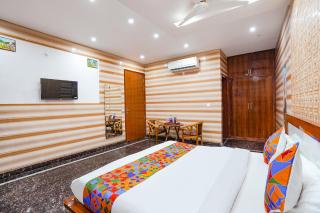 FabHotel RC Residency - 4