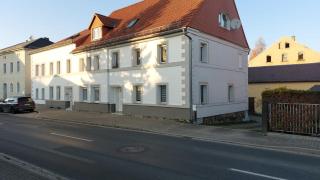 Seyfarthrooms - Monteurwohnung Großröhrsdorf 1 - zentrale Lage, gute Anbindung, voll ausgestattet - 1