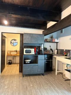 ENSO Residence 東近江市 五個荘の一棟貸し古民家 ペット可 ワイン樽風呂 - 1