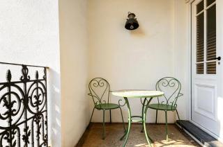 Antwerp-south 70 m2 boutique suite nr 3 AC balcony bath - 2