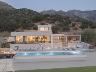Luxurious Villa Artemis - With Private Pool - 7