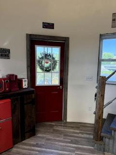 Rustic Silo Cabin with Riverfront Fishing Access near Big Hole River, Montana - 5