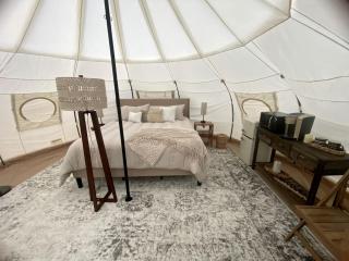 Blissful Bell Tent Oasis near Pymatuning Lake in Pennsylvania - 9