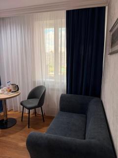 King Hotel Astana - 8